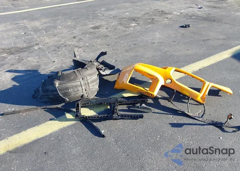 2024 BMW M2 z USA, uszkodzony, nr VIN 3MF13DM06R8E77061